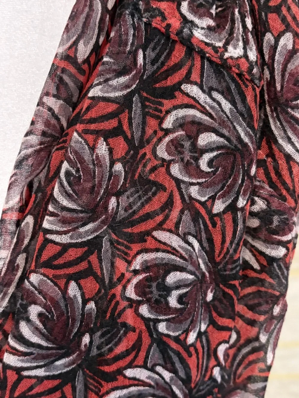 Floral Red Black Infinity Scarf Lightweight Dark Fairy Goth Boho Teacher - Picture 3 of 3